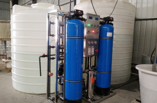 工業<a href=http://m.njsatuo.com/fstcjssb/ target=_blank class=infotextkey>反滲透凈水設備</a>